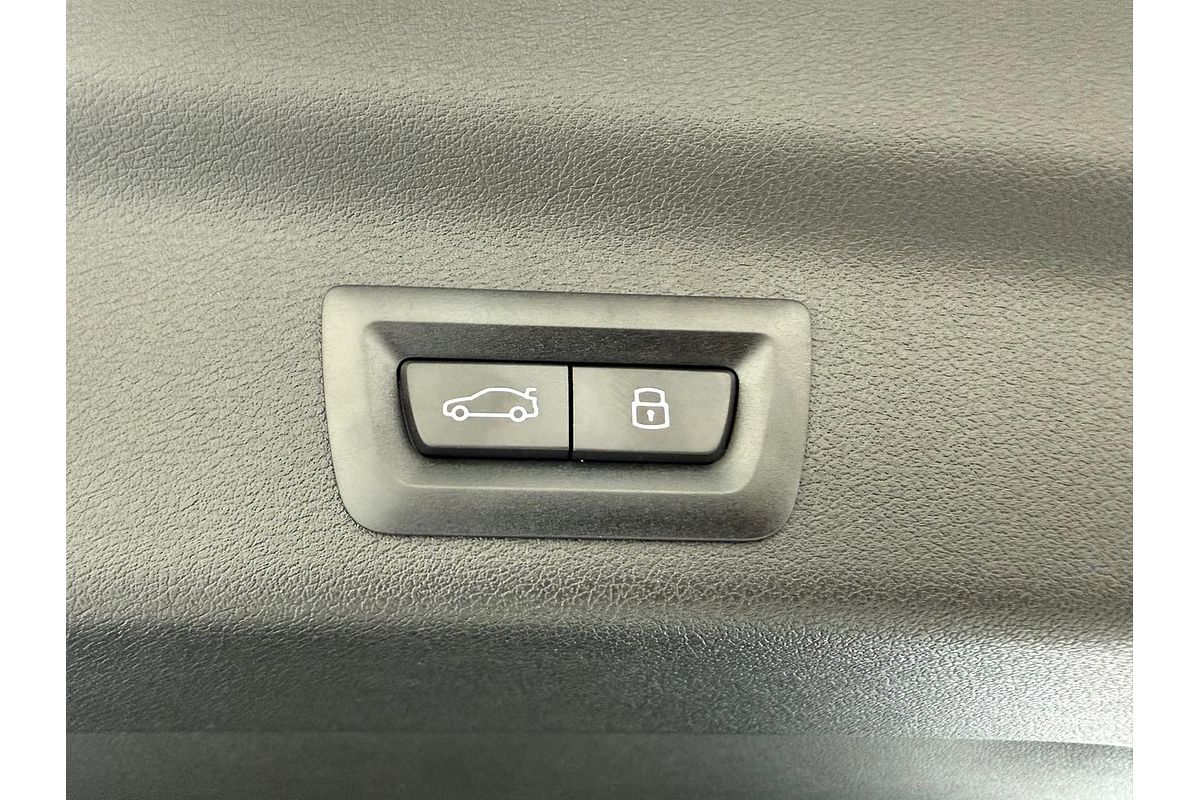 2024 BMW X2 xDrive20i M Sport U10