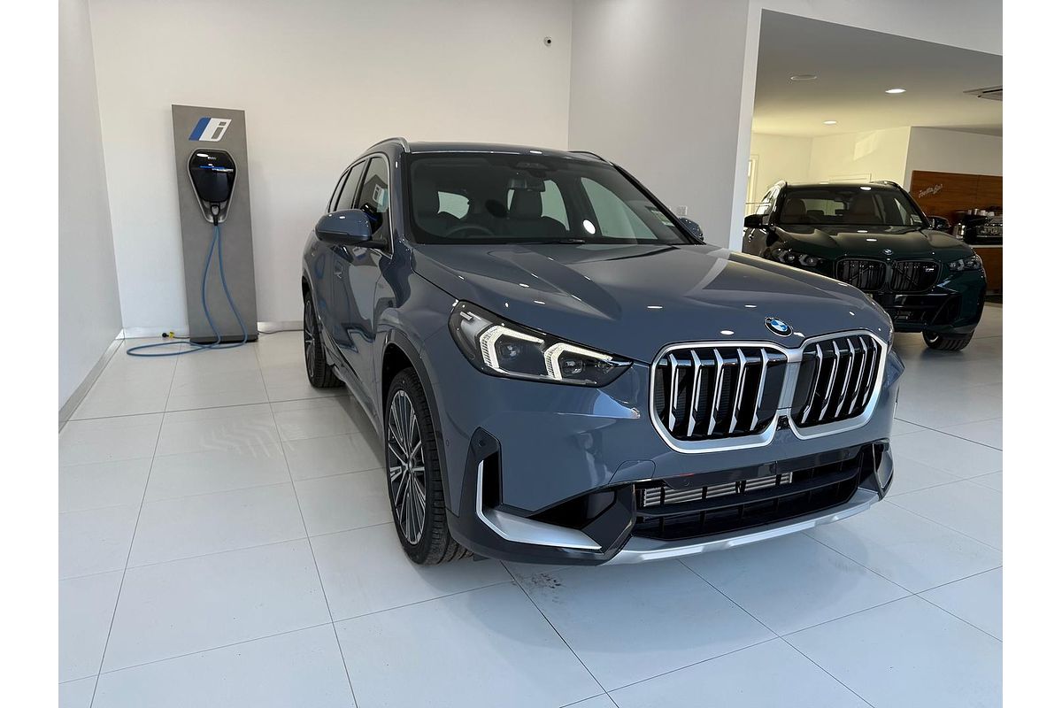 X1 U11 xDrive20i Wagon 5dr D-CT 7sp AWD 2.0T X1 U11 xDrive20i Wagon 5dr D-CT 7sp AWD 2.0T