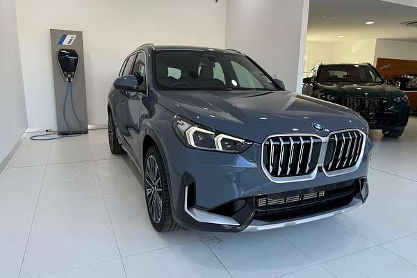 2025 BMW X1 xDrive20i U11