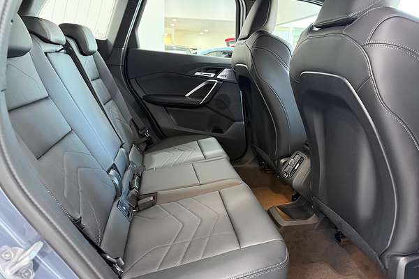 2025 BMW X1 xDrive20i U11