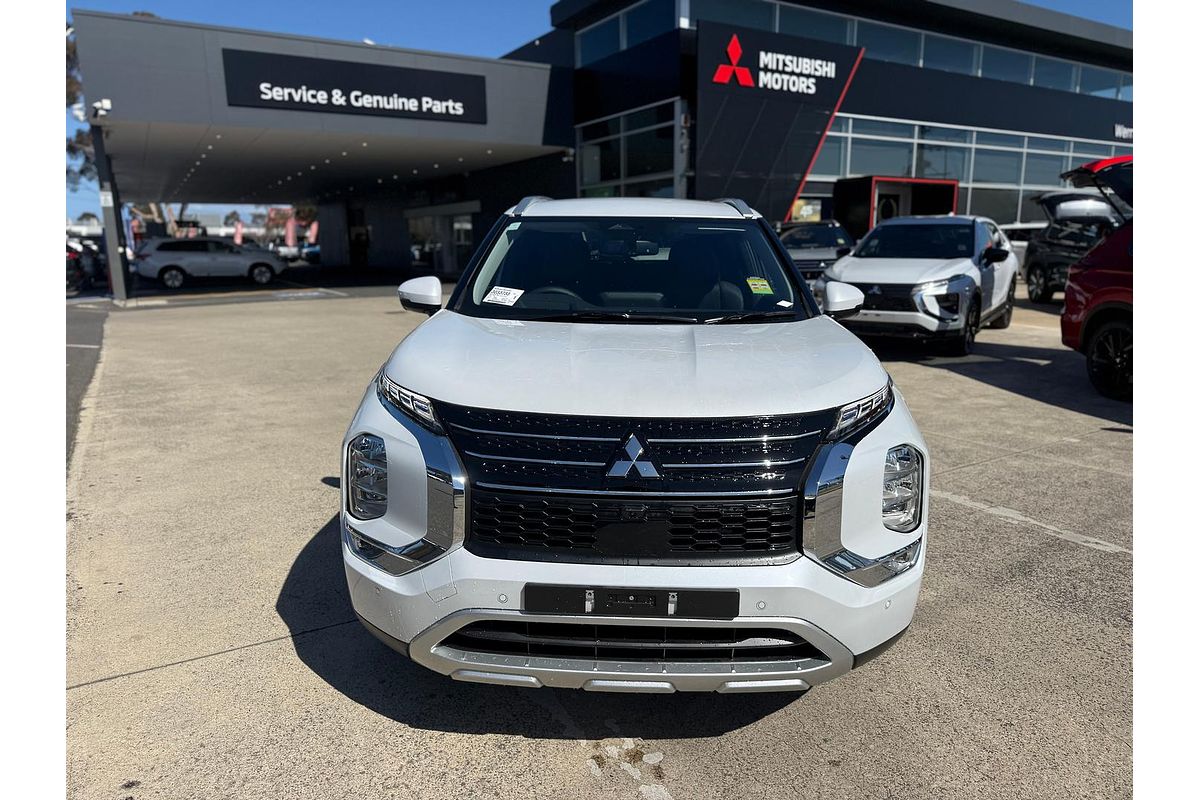 2025 Mitsubishi Outlander PHEV Aspire ZM