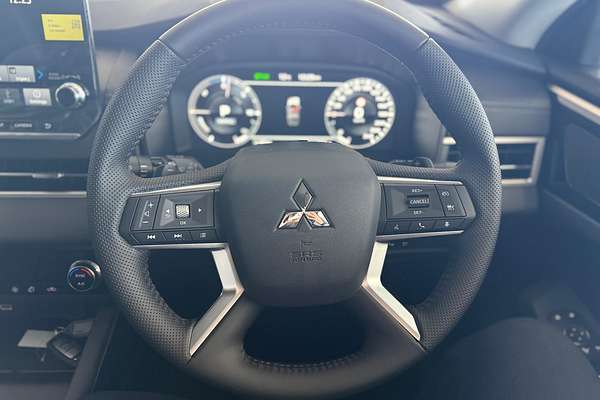 2025 Mitsubishi Outlander PHEV Aspire ZM
