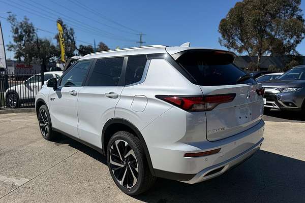 2025 Mitsubishi Outlander PHEV Aspire ZM