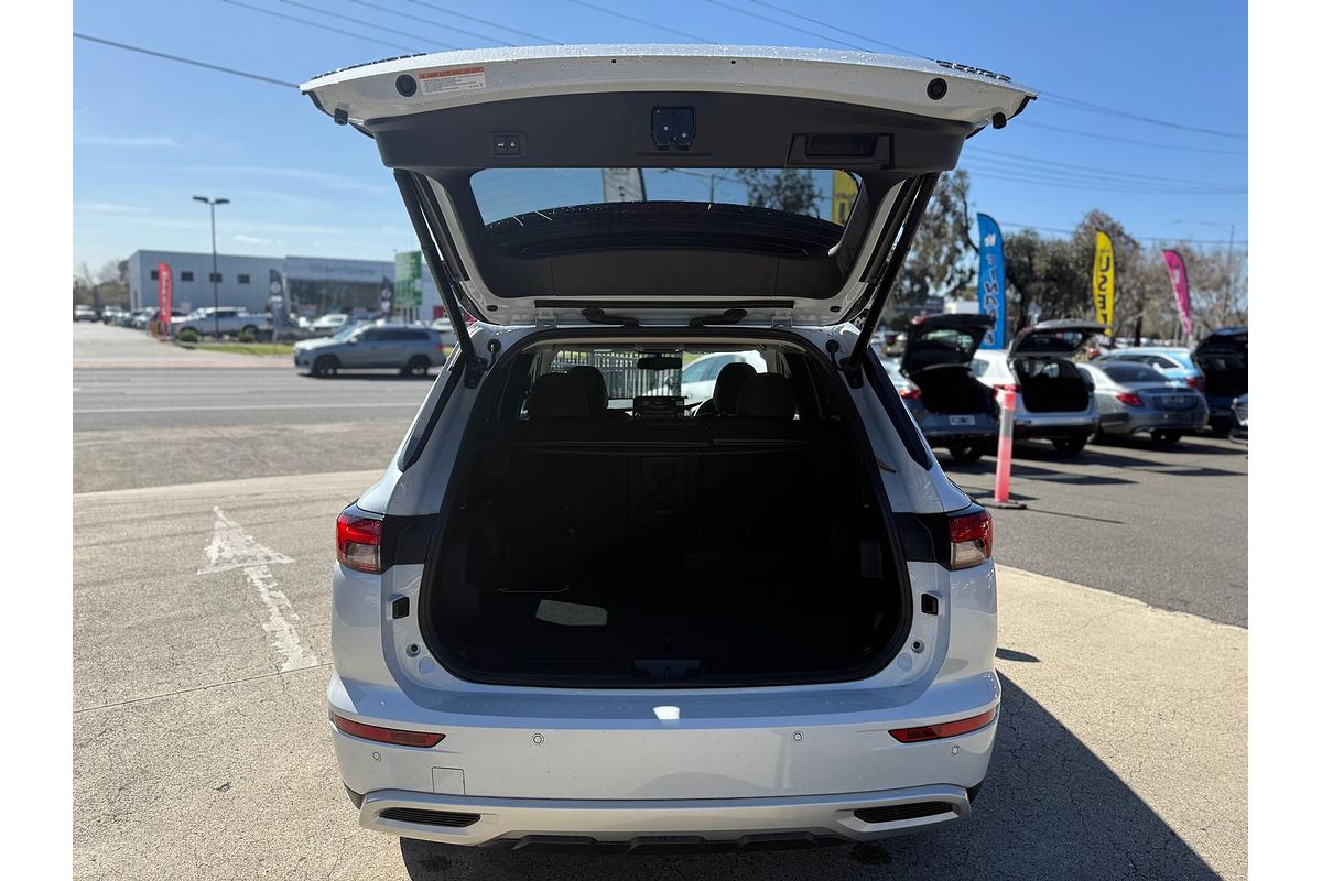 2025 Mitsubishi Outlander PHEV Aspire ZM