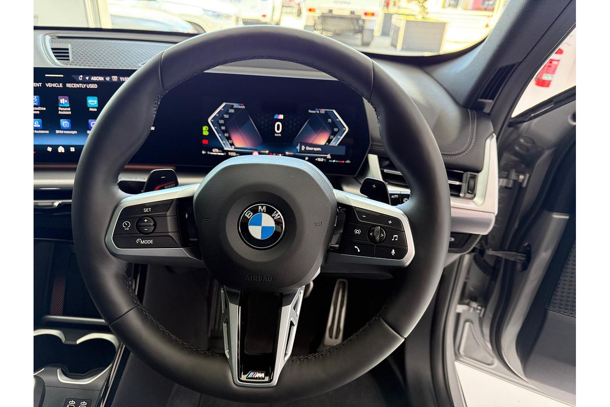 2025 BMW X1 xDrive20i U11