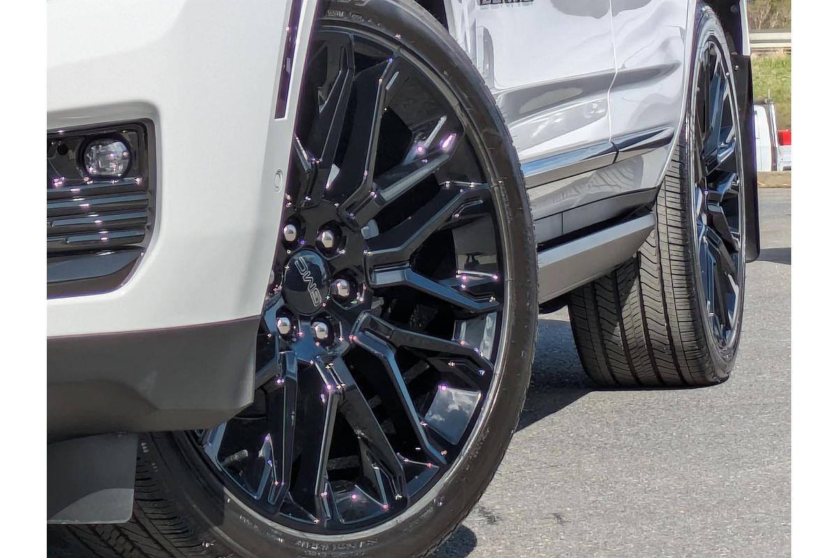 2025 GMC Yukon Denali T1