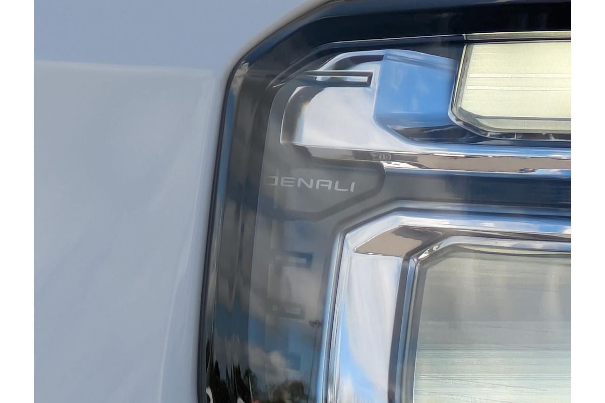 2025 GMC Yukon Denali T1