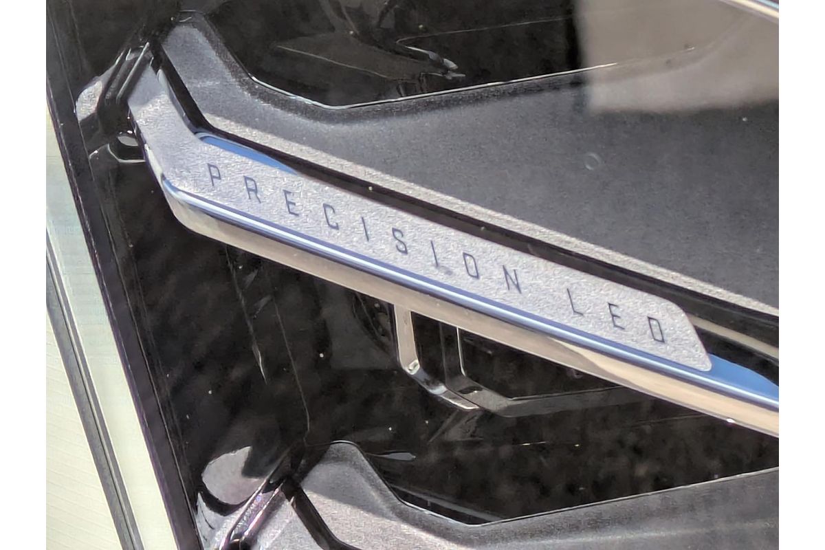 2025 GMC Yukon Denali T1