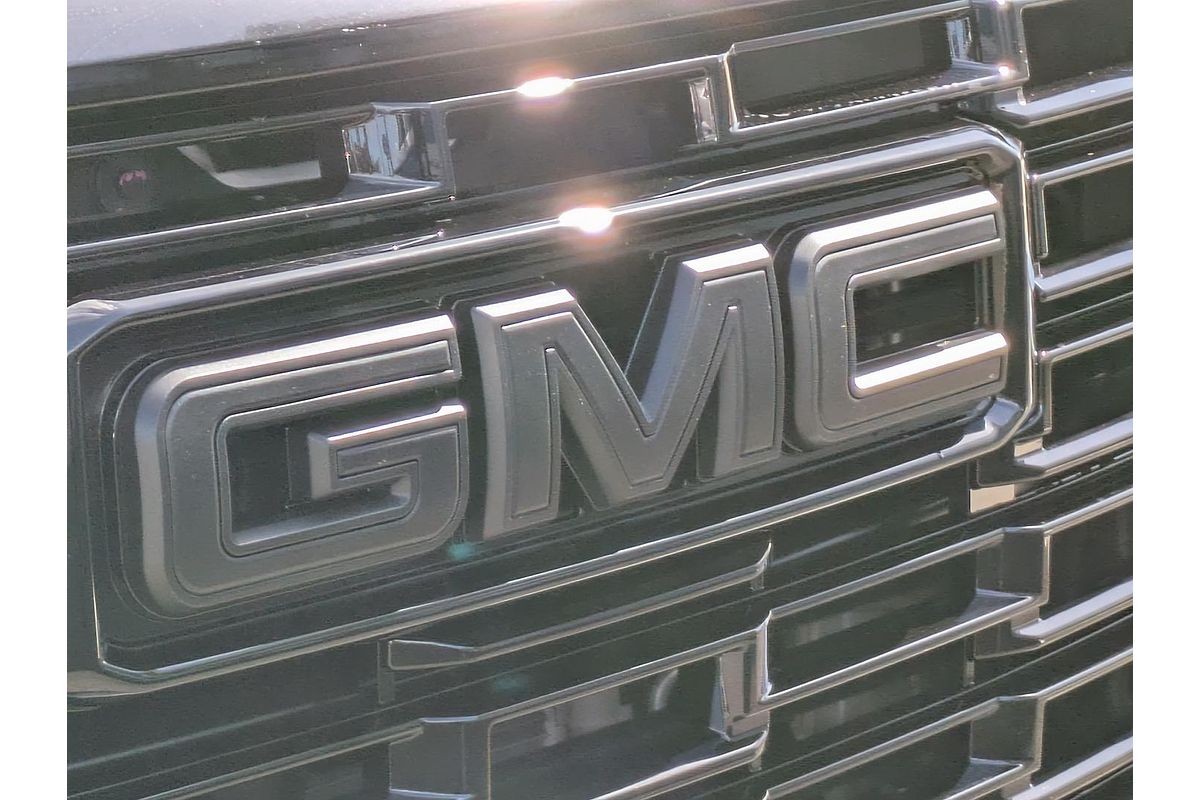 2025 GMC Yukon Denali T1