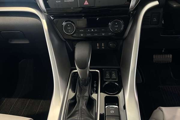 2025 Mitsubishi Pajero Sport GSR QG