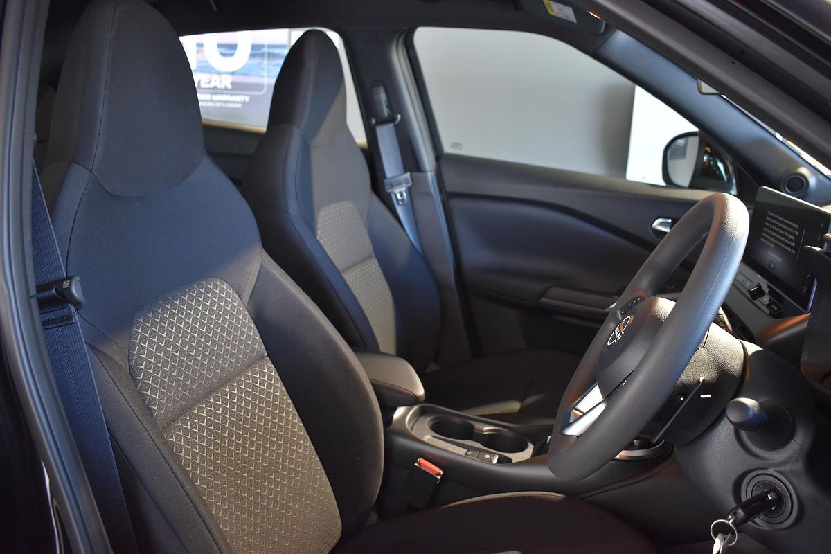 2024 Nissan JUKE ST+ F16