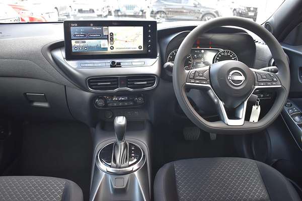 2024 Nissan JUKE ST+ F16