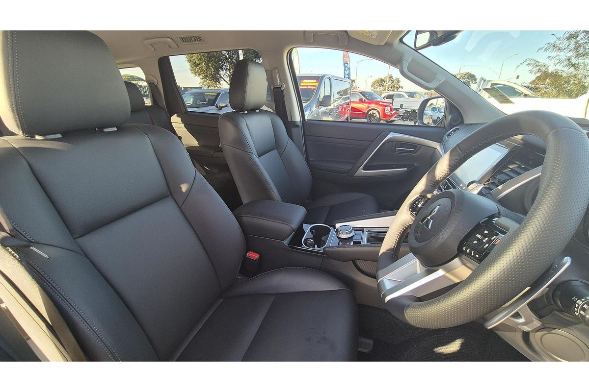 2024 Mitsubishi Pajero Sport GLS QG