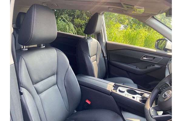 2025 Nissan X-TRAIL Ti T33