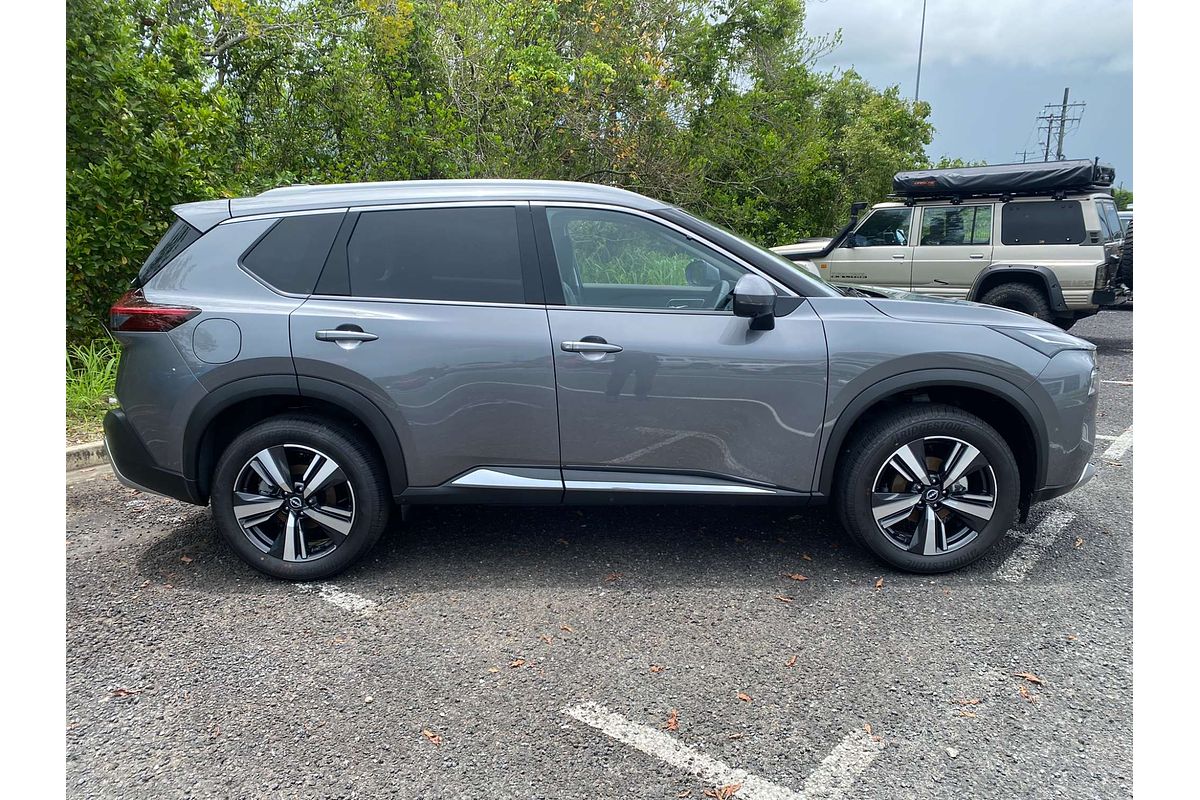 2025 Nissan X-TRAIL Ti T33