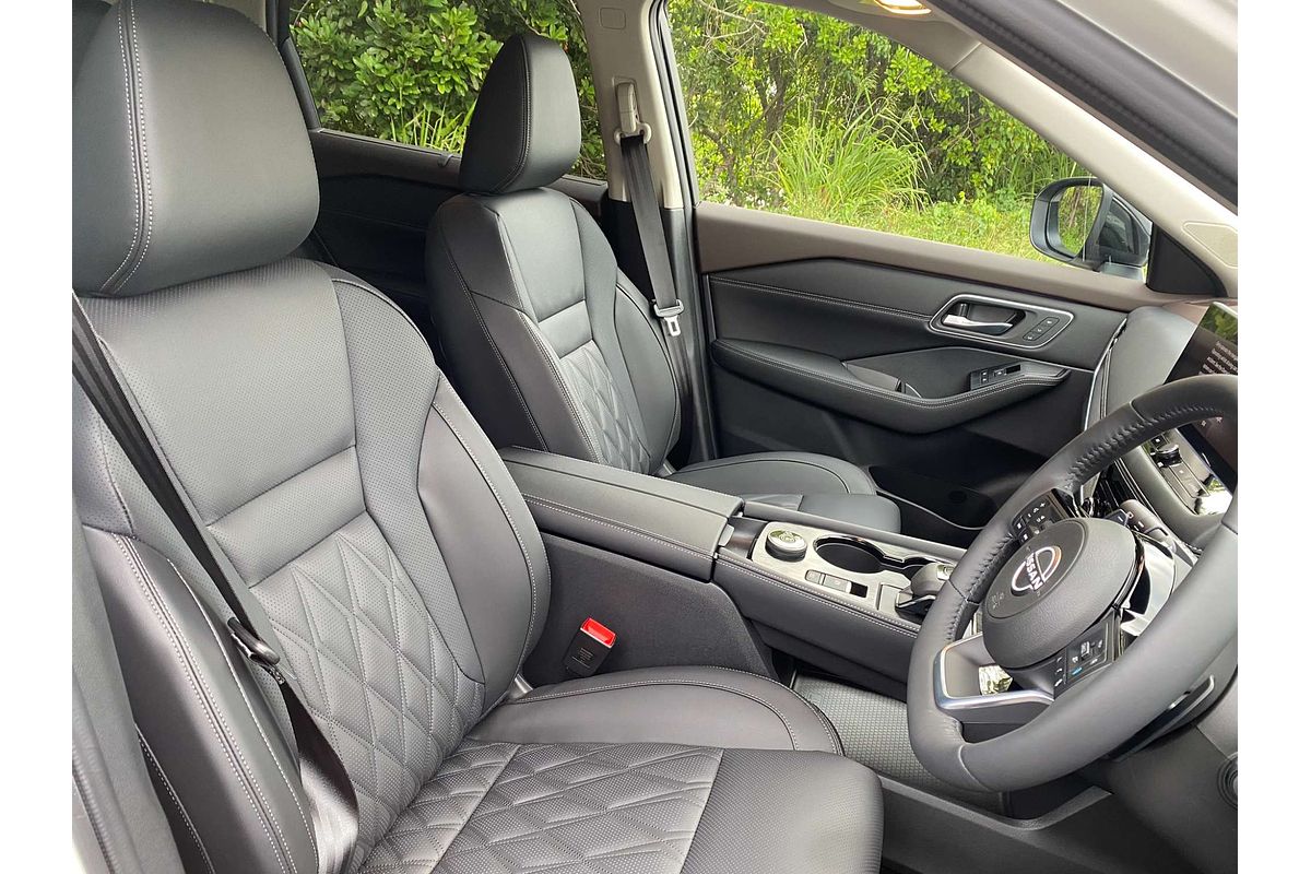 2025 Nissan X-TRAIL Ti-L T33