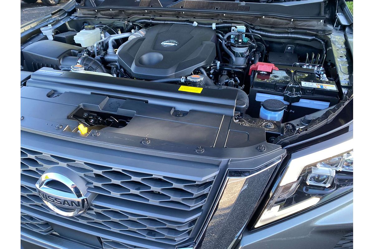 2025 Nissan Navara ST-X D23 4X4