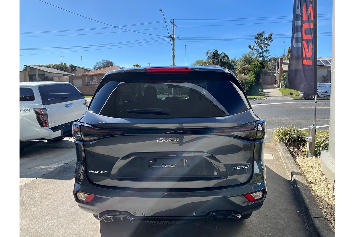 2025 Isuzu MU-X LS-U