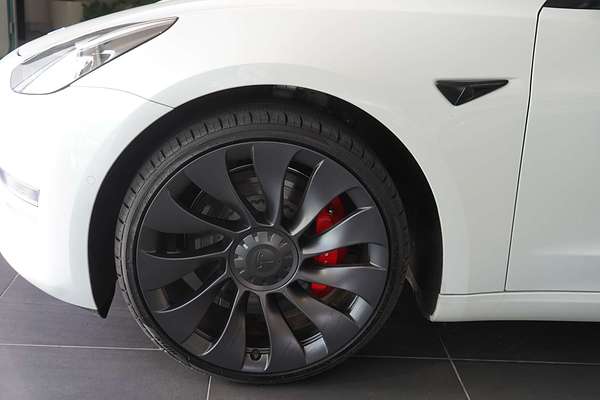 2022 Tesla Model 3 Performance