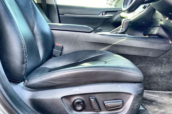 2019 Toyota Camry SL AXVH71R