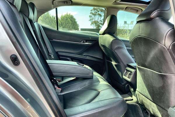 2019 Toyota Camry SL AXVH71R