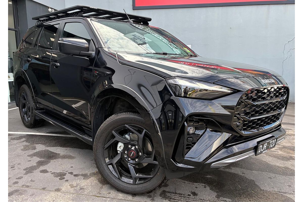 2025 Isuzu MU-X X-TERRAIN