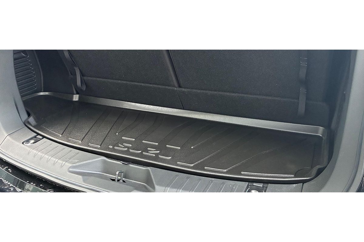 2025 Isuzu MU-X X-TERRAIN