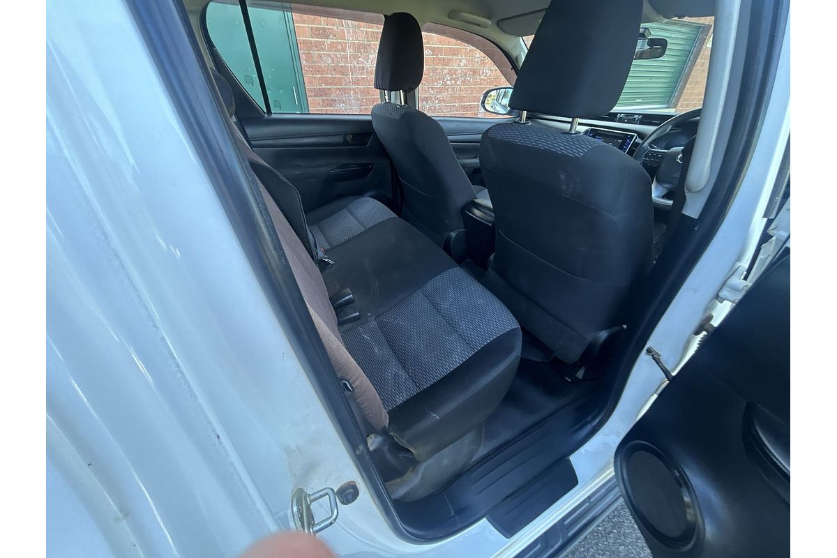 2015 Toyota Hilux Workmate TGN121R Rear Wheel Drive