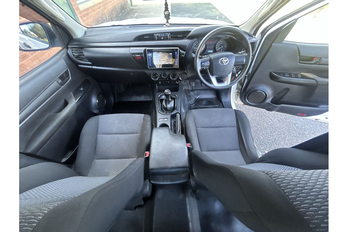 2015 Toyota Hilux Workmate TGN121R Rear Wheel Drive