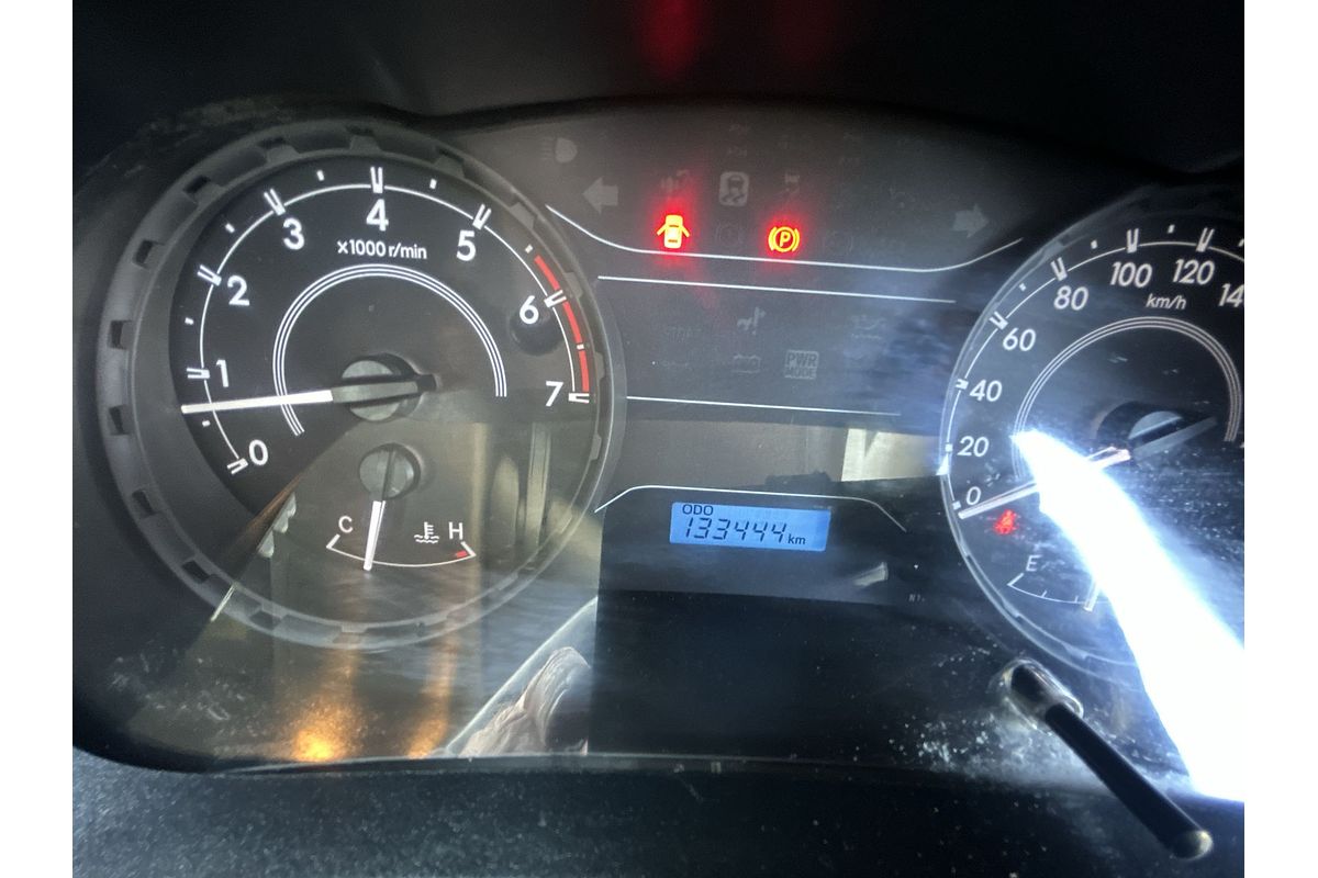 2015 Toyota Hilux Workmate TGN121R Rear Wheel Drive