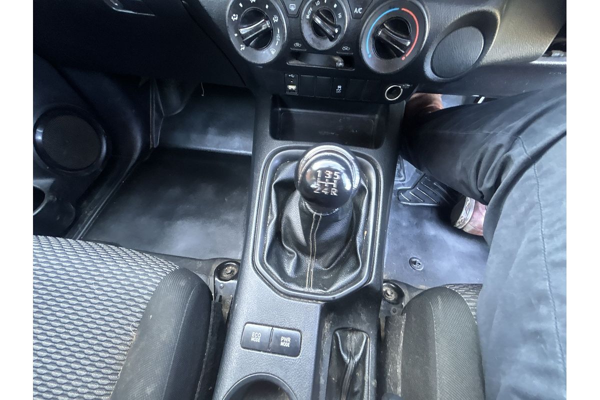 2015 Toyota Hilux Workmate TGN121R Rear Wheel Drive
