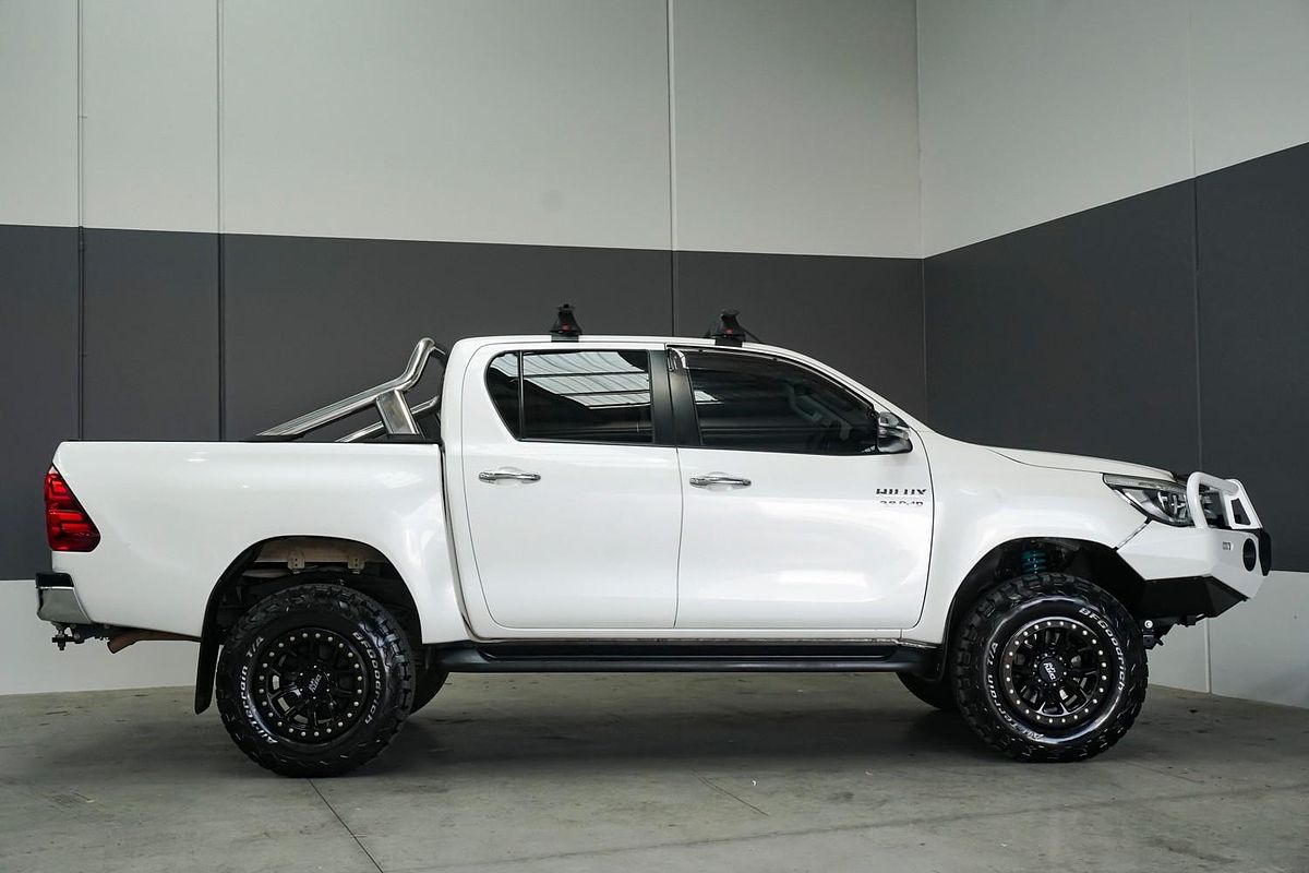 2017 Toyota Hilux SR5 GUN126R 4X4