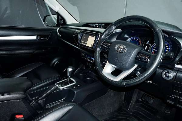 2017 Toyota Hilux SR5 GUN126R 4X4