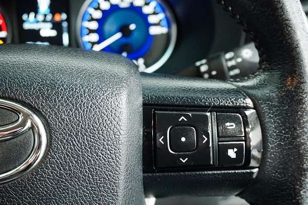 2017 Toyota Hilux SR5 GUN126R 4X4
