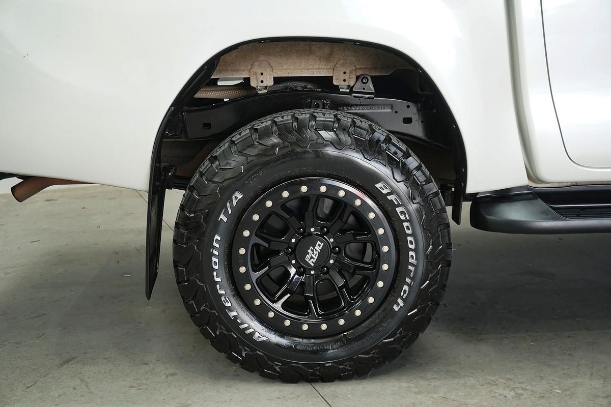 2017 Toyota Hilux SR5 GUN126R 4X4