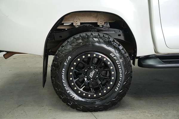 2017 Toyota Hilux SR5 GUN126R 4X4