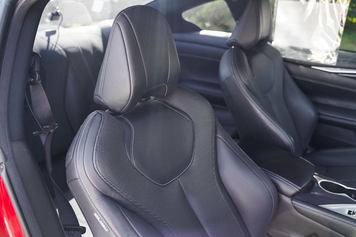 2019 INFINITI Q60 Red Sport V37