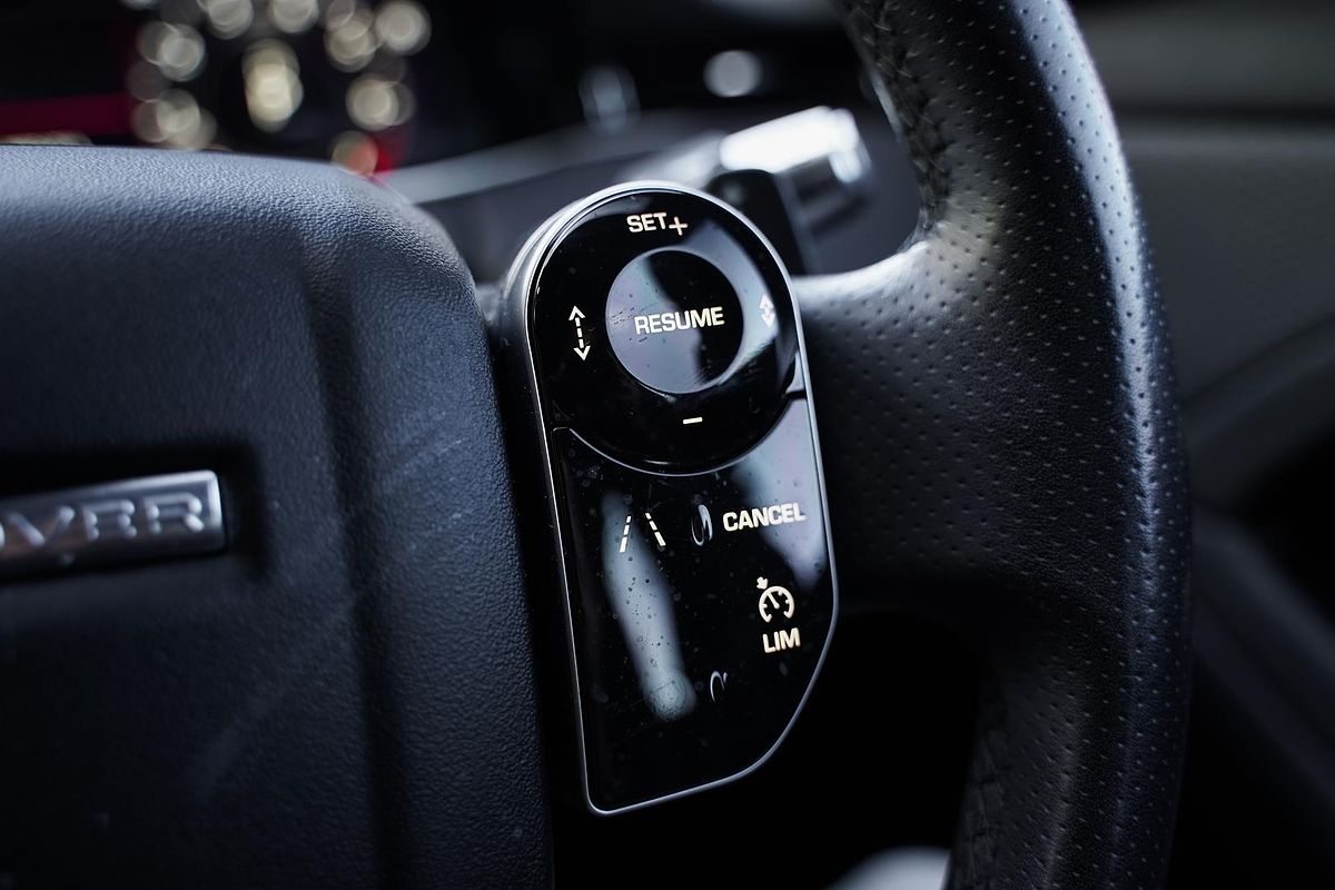 2020 Land Rover Range Rover Evoque P200 R-Dynamic S L551