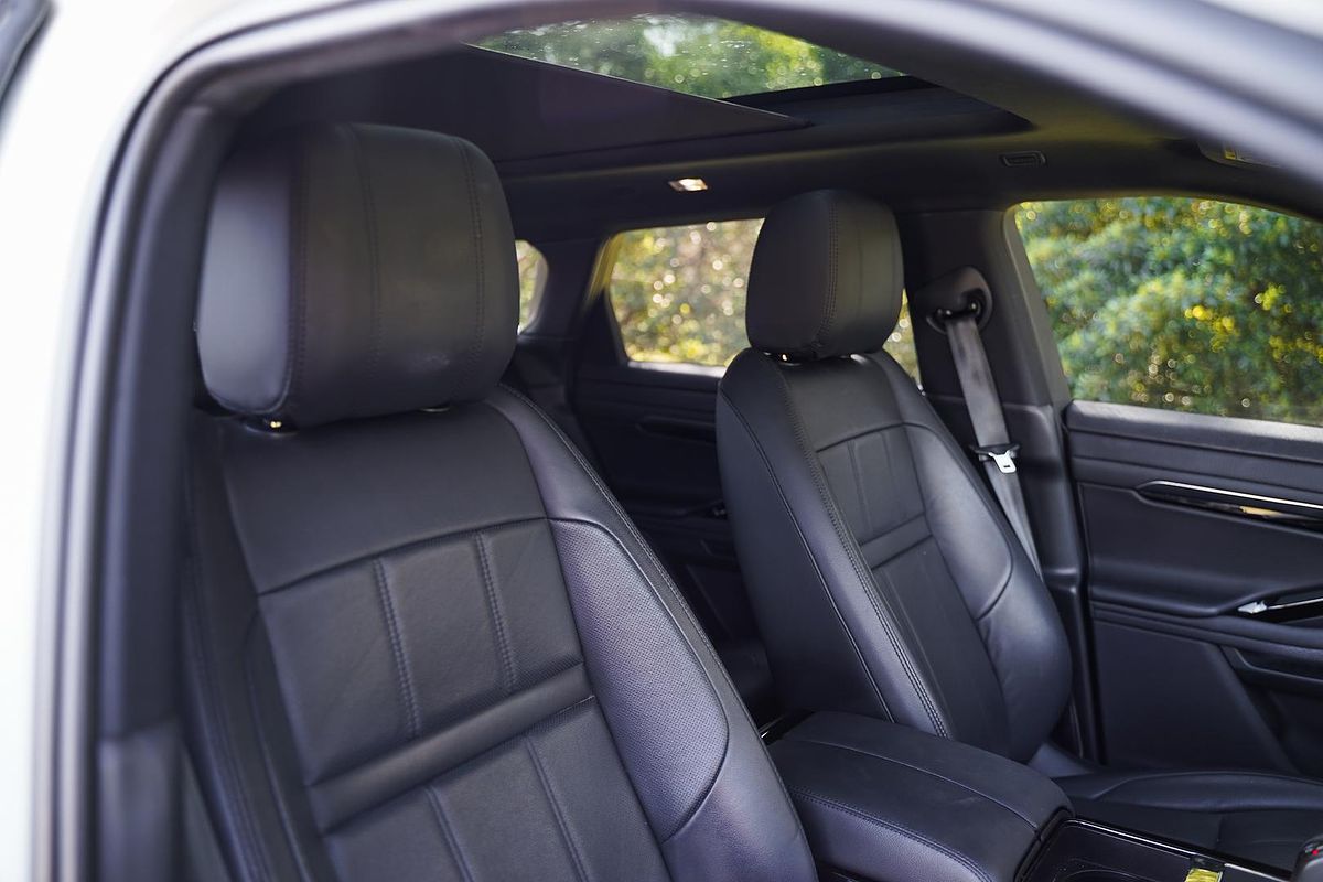 2020 Land Rover Range Rover Evoque P200 R-Dynamic S L551
