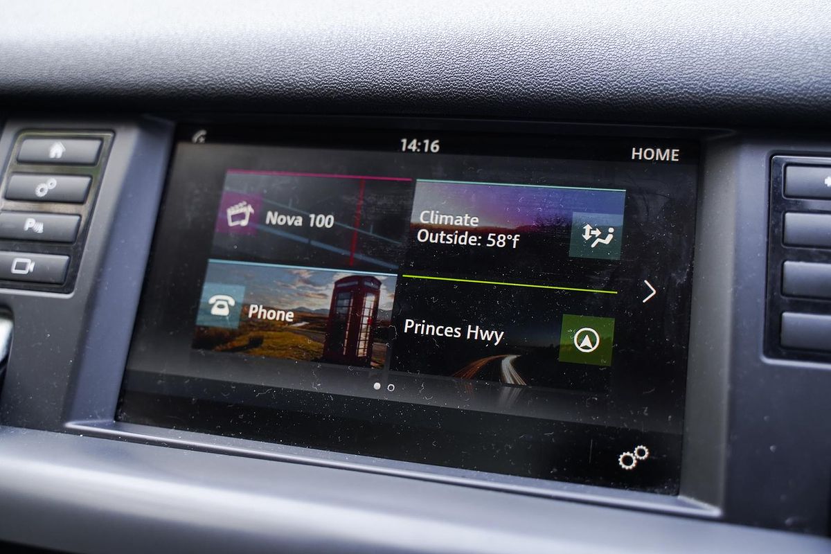2015 Land Rover Discovery Sport Si4 SE L550
