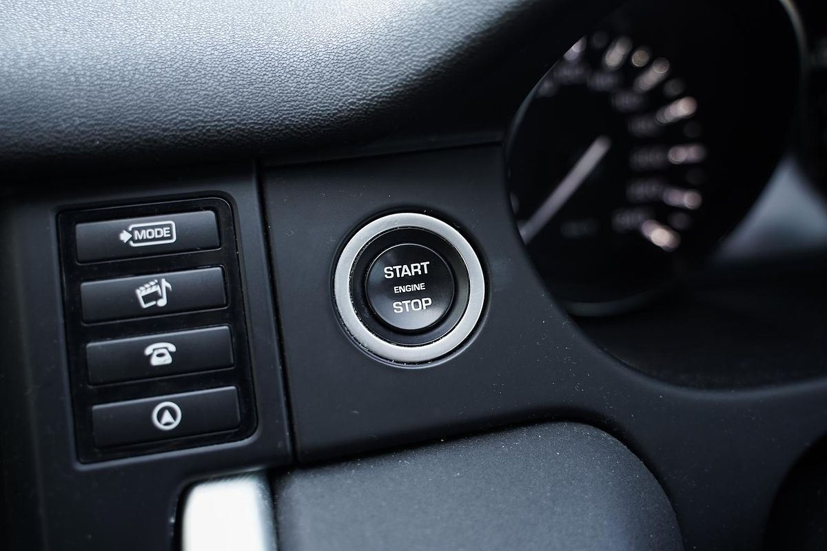 2015 Land Rover Discovery Sport Si4 SE L550