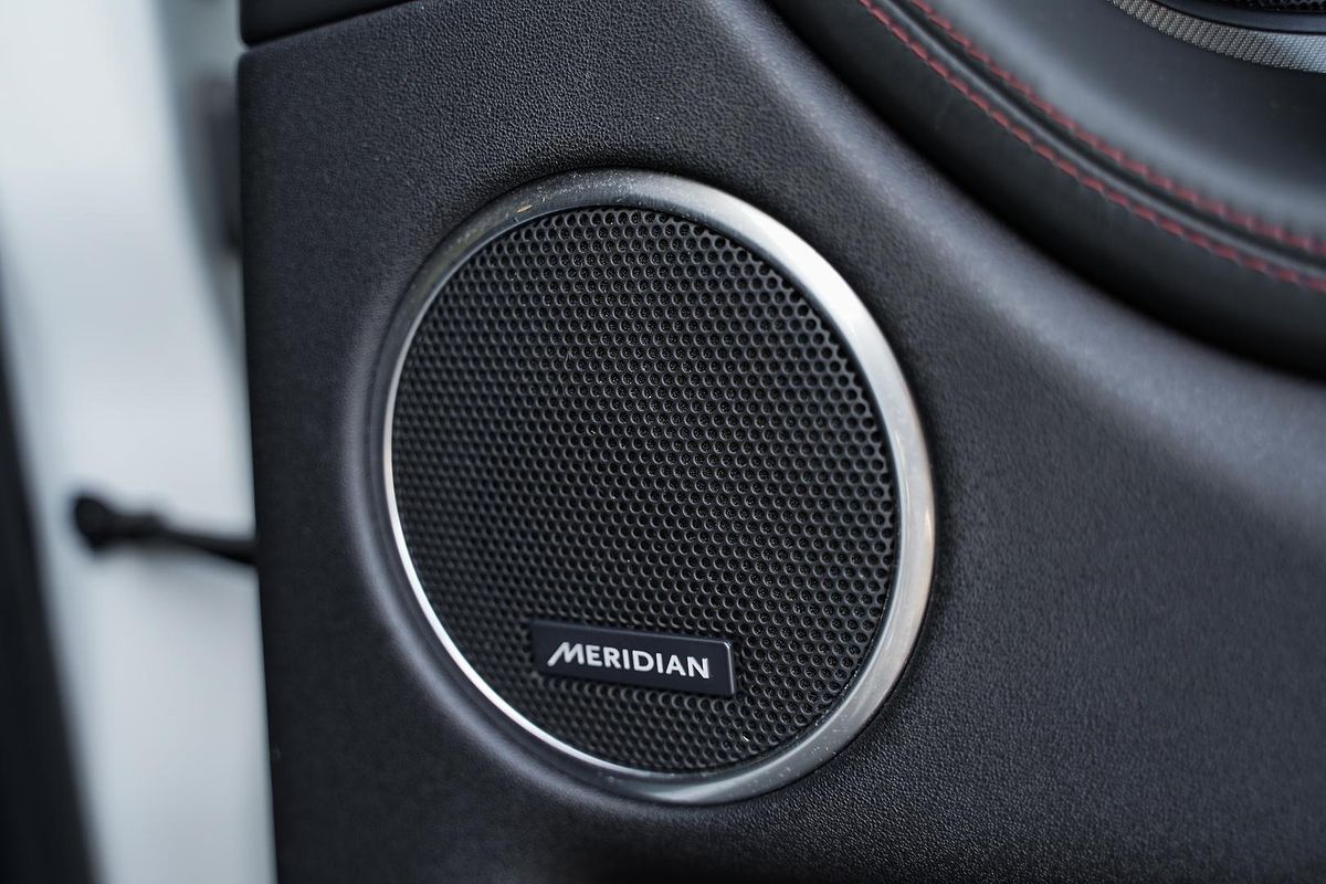 2020 Land Rover Discovery Sport D240 HSE L550