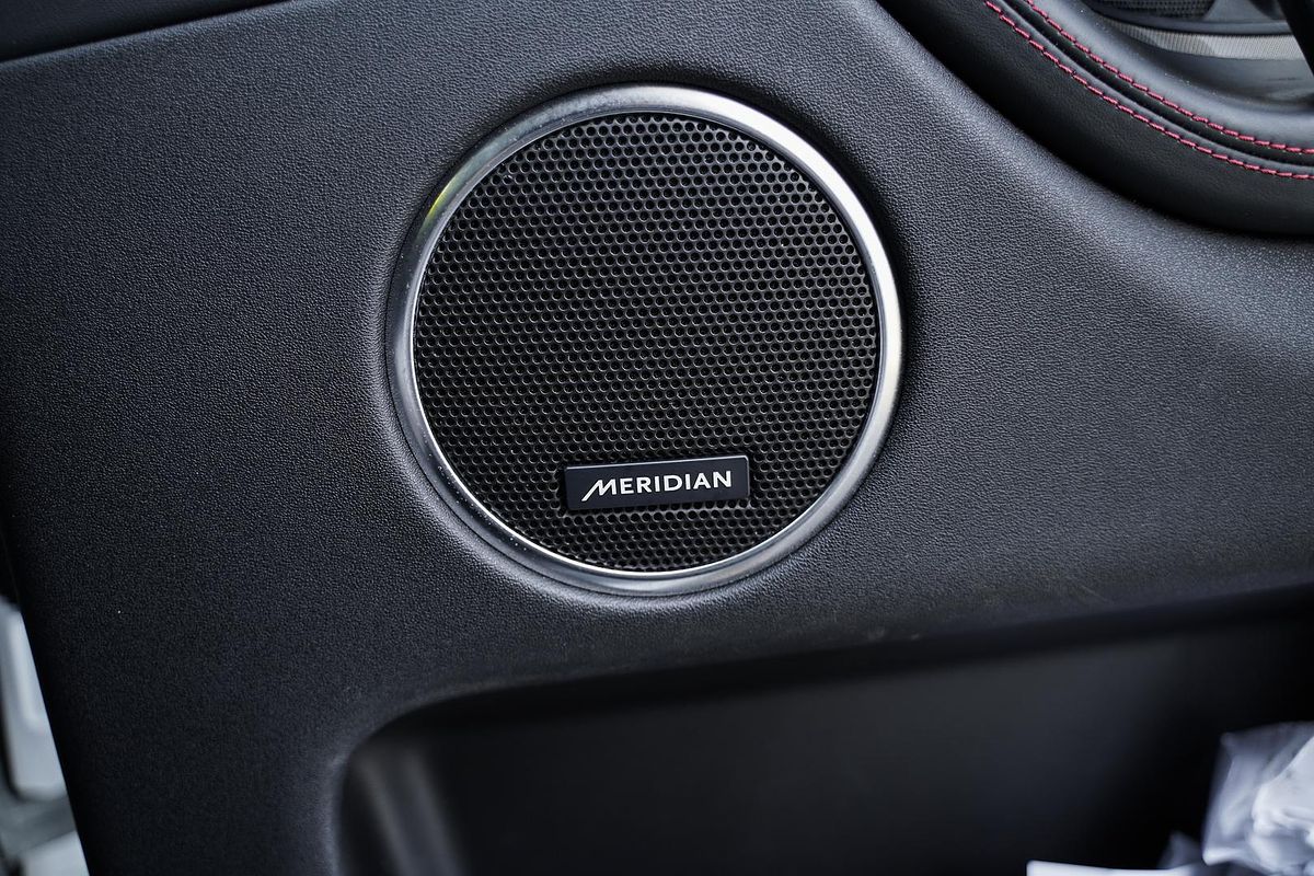 2020 Land Rover Discovery Sport D240 HSE L550