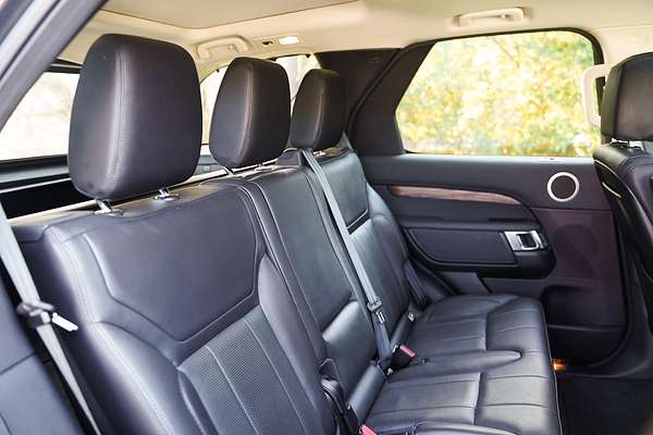 2018 Land Rover Discovery SD4 HSE Series 5
