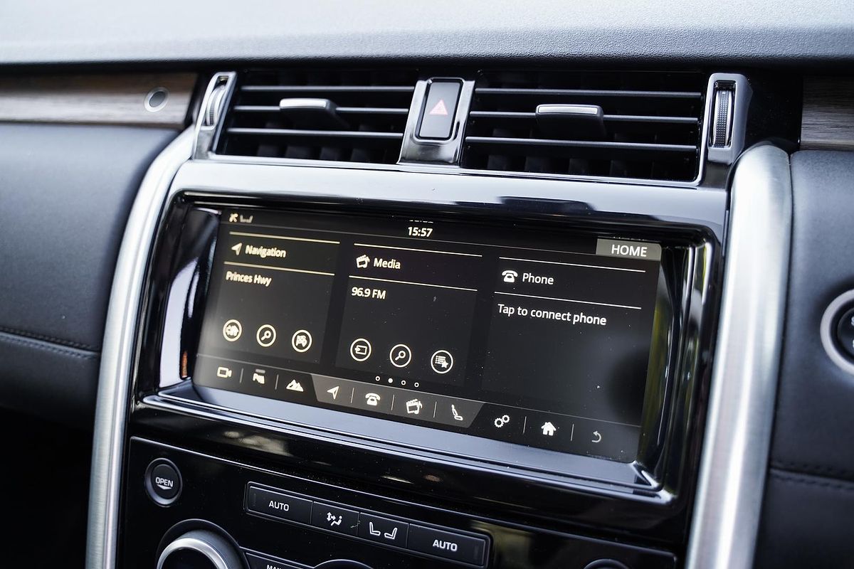 2018 Land Rover Discovery SD4 HSE Series 5