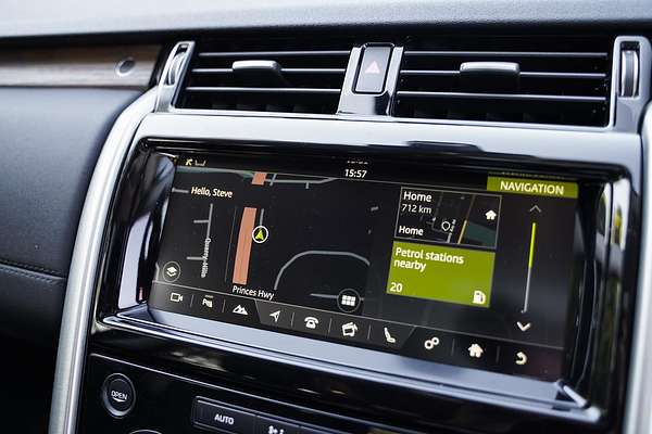 2018 Land Rover Discovery SD4 HSE Series 5