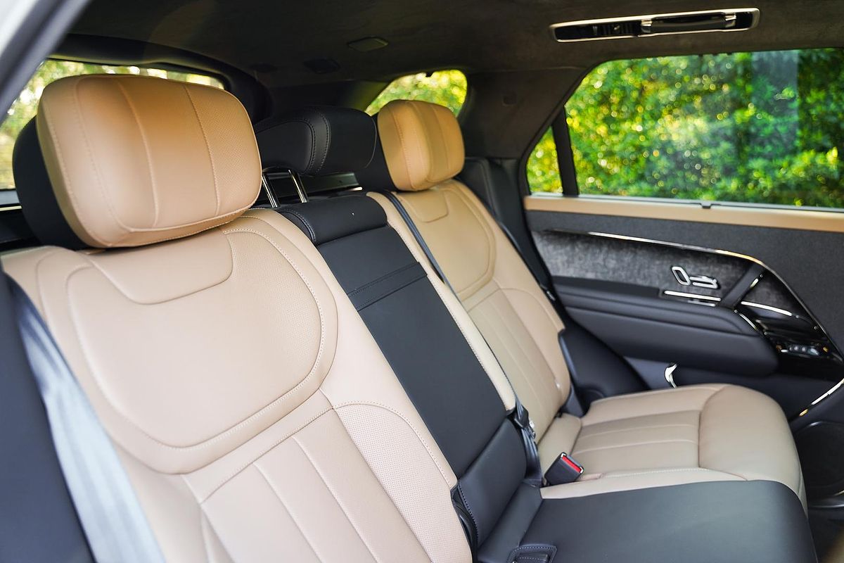 2025 Land Rover Range Rover Sport P530 Autobiography L461
