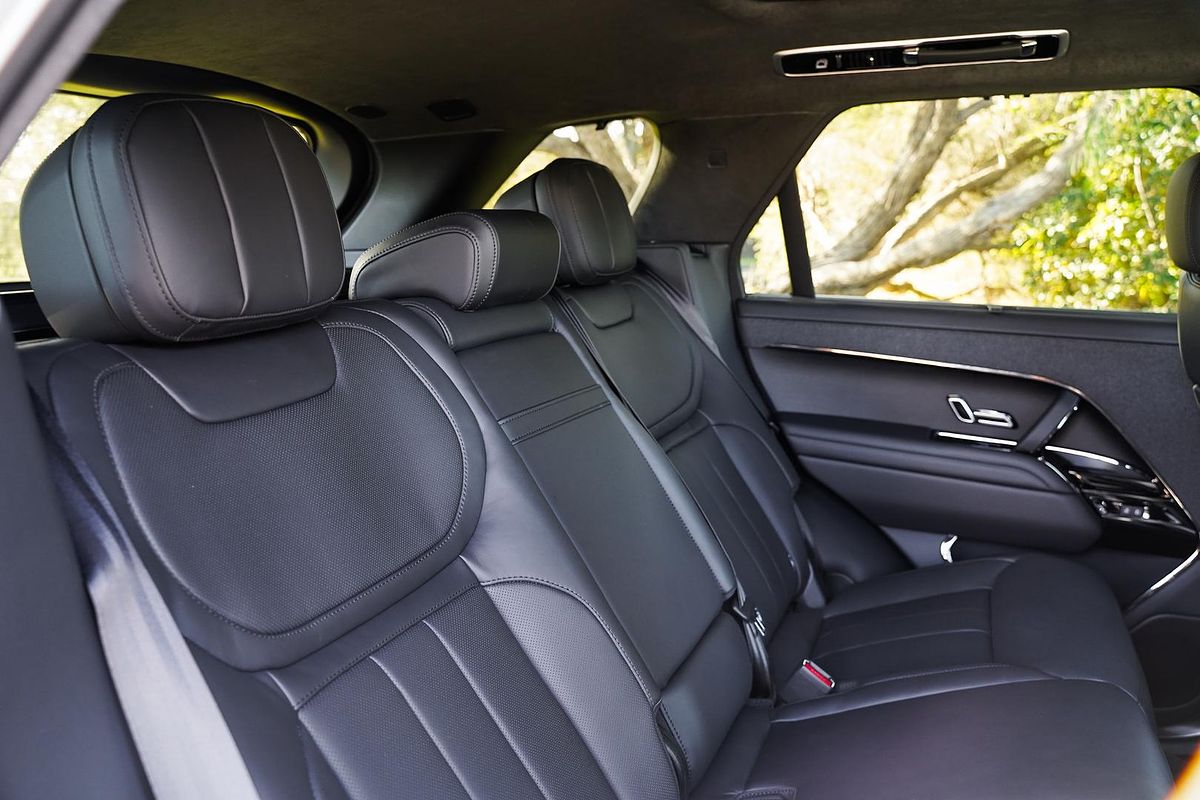 2025 Land Rover Range Rover Sport P530 Autobiography L461