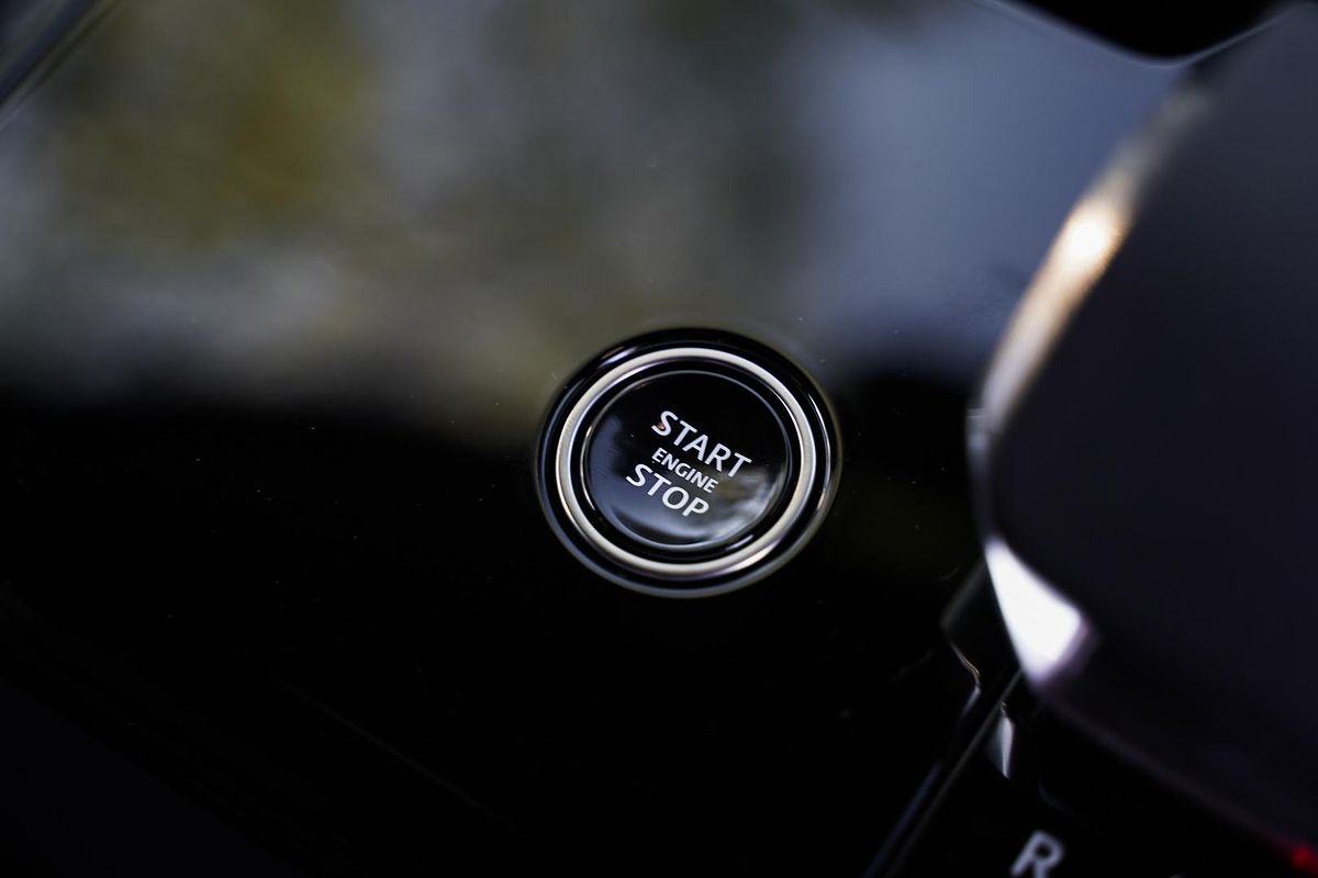 2025 Land Rover Range Rover Sport P530 Autobiography L461