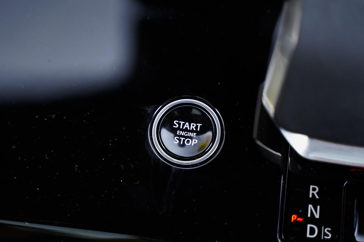 2025 Land Rover Range Rover Sport P530 Autobiography L461